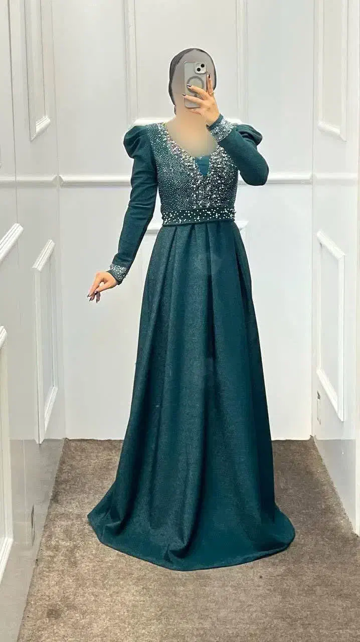 لباس مجلسی|لباس|رباطکریم, رباطکریم|دیوار