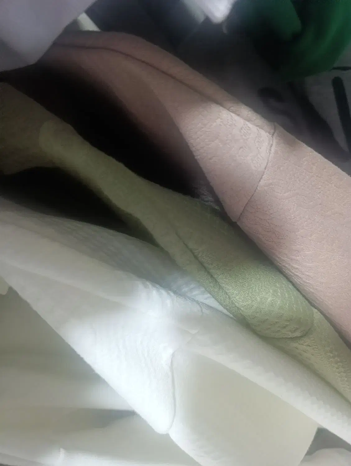 دورس نیم‌ زیپ|لباس|شاهرود, |دیوار