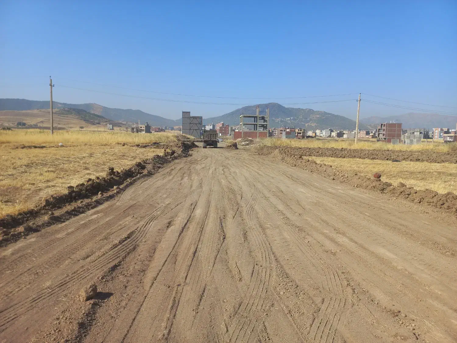 امتیاز مصالح فروشان مسکونی|فروش زمین و ملک کلنگی|قروه, |دیوار