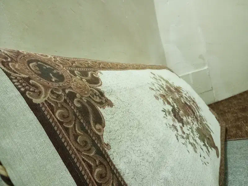 ۲جفت پشتی ۲رو سالم وتمیز|پشتی|تهران, کوی نصر مهرآباد|دیوار