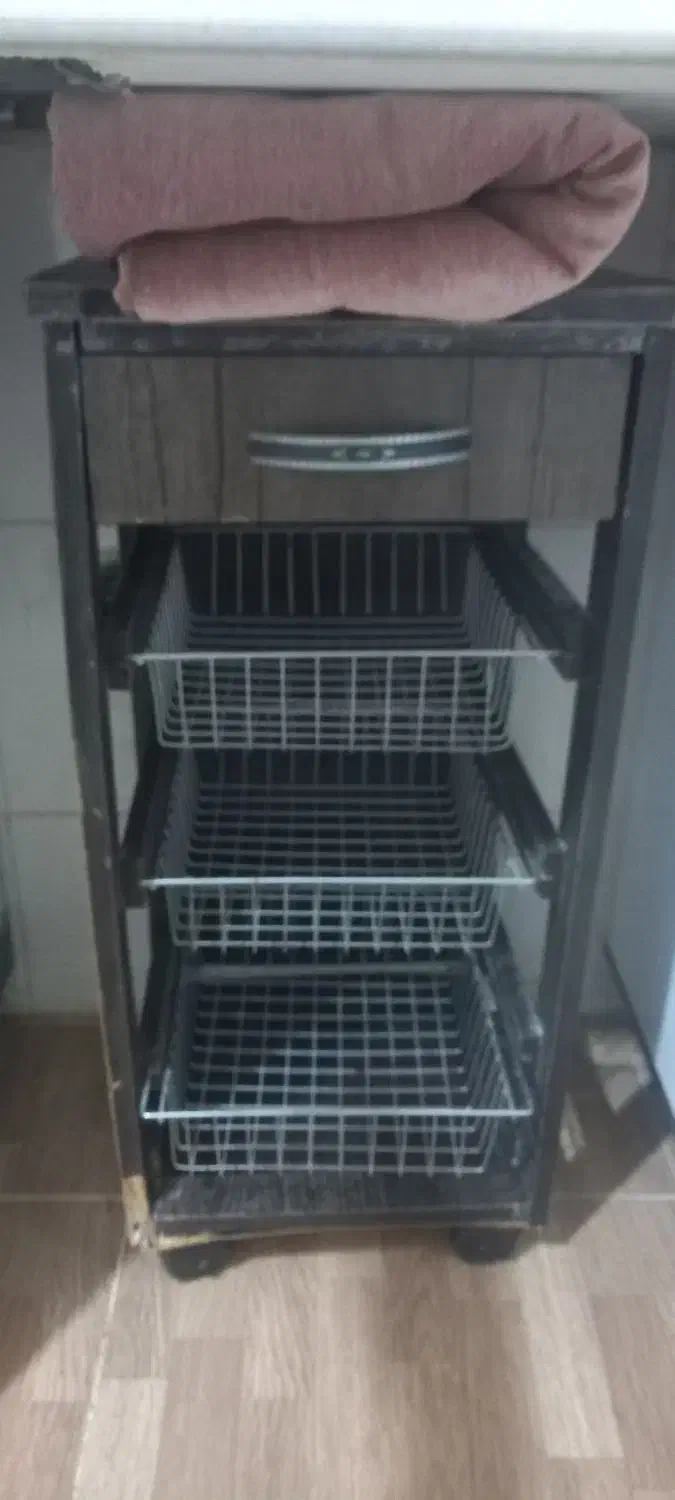 جا سیب و پیازی|ظروف نگهدارنده، پلاستیکی، یکبارمصرف|خمینیشهر, |دیوار