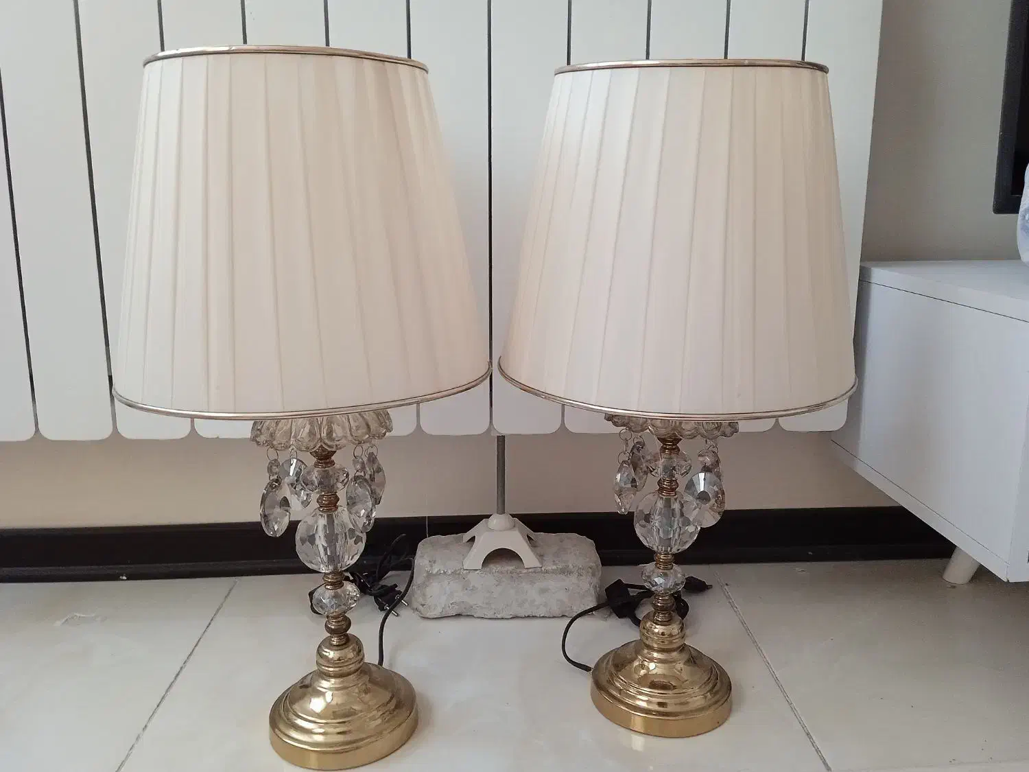 آباژور|چراغ خواب و آباژور|کرج, باغستان|دیوار