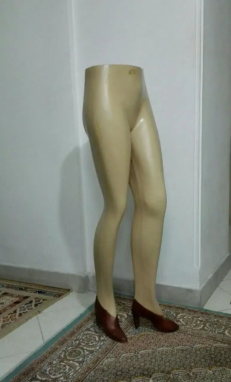 فروش فوری مانکن پای زنانه|فروشگاه و مغازه|تهران, جیحون|دیوار