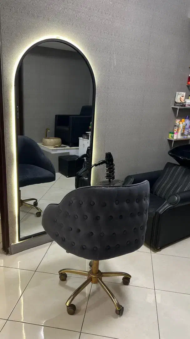 اجاره صندلی رنگ ولایت/کراتین درآکادمی کلبه زیبایی|خدمات آرایشگری و زیبایی|کرج, شهرک بنفشه|دیوار