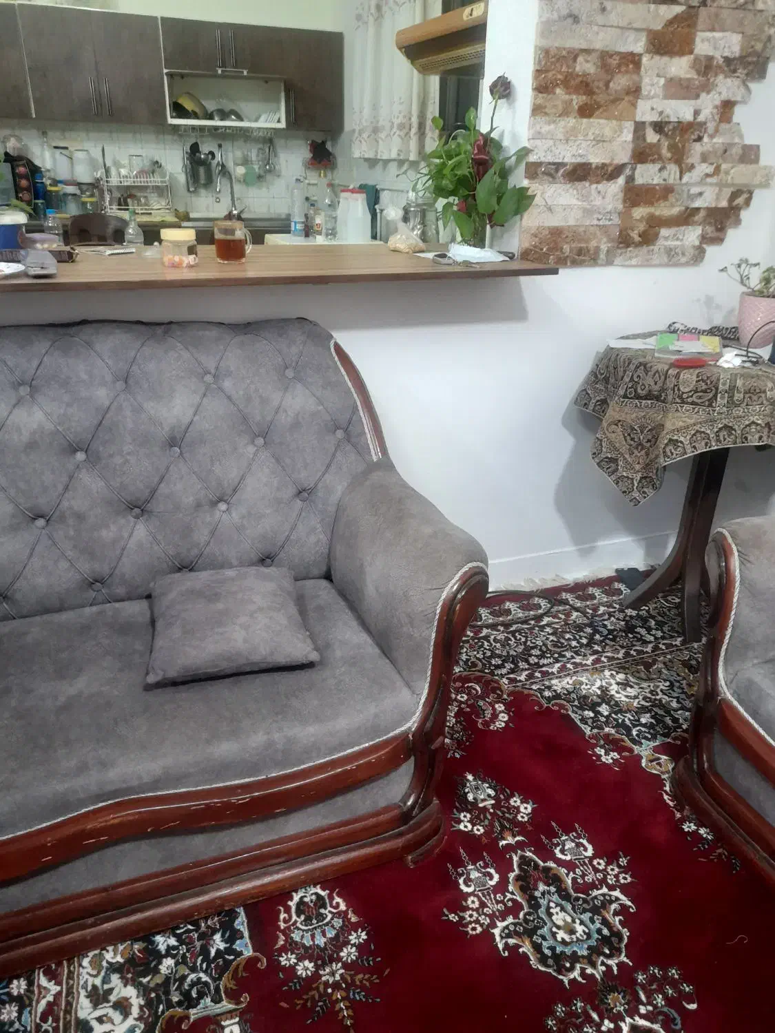 مبل راحتی هفت نفره|مبلمان خانگی و میز عسلی|فومن, |دیوار