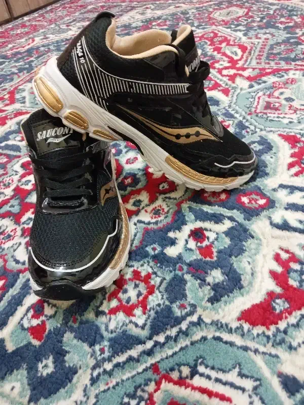 کفش اسپرت سایز 42|کیف، کفش، کمربند|کرمانشاه, |دیوار