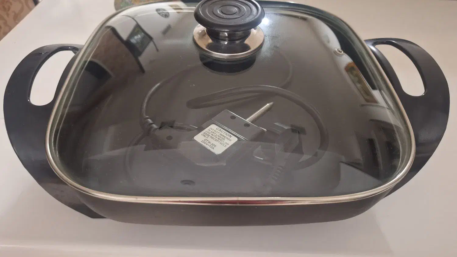 ماهیتابه برقی چدن|ظروف پخت‌وپز|میبد, |دیوار