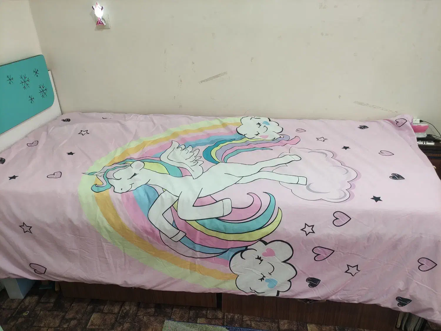 فروش فوری سرویس اتاق کودک یونیکورن+فرش السا و آنا|تخت و سرویس خواب|بابل, |دیوار