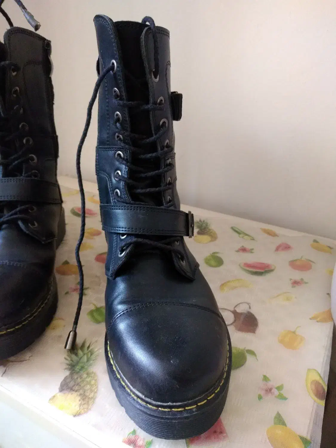 بوت بلند زنانه|کیف، کفش، کمربند|شیراز, تندگویان|دیوار