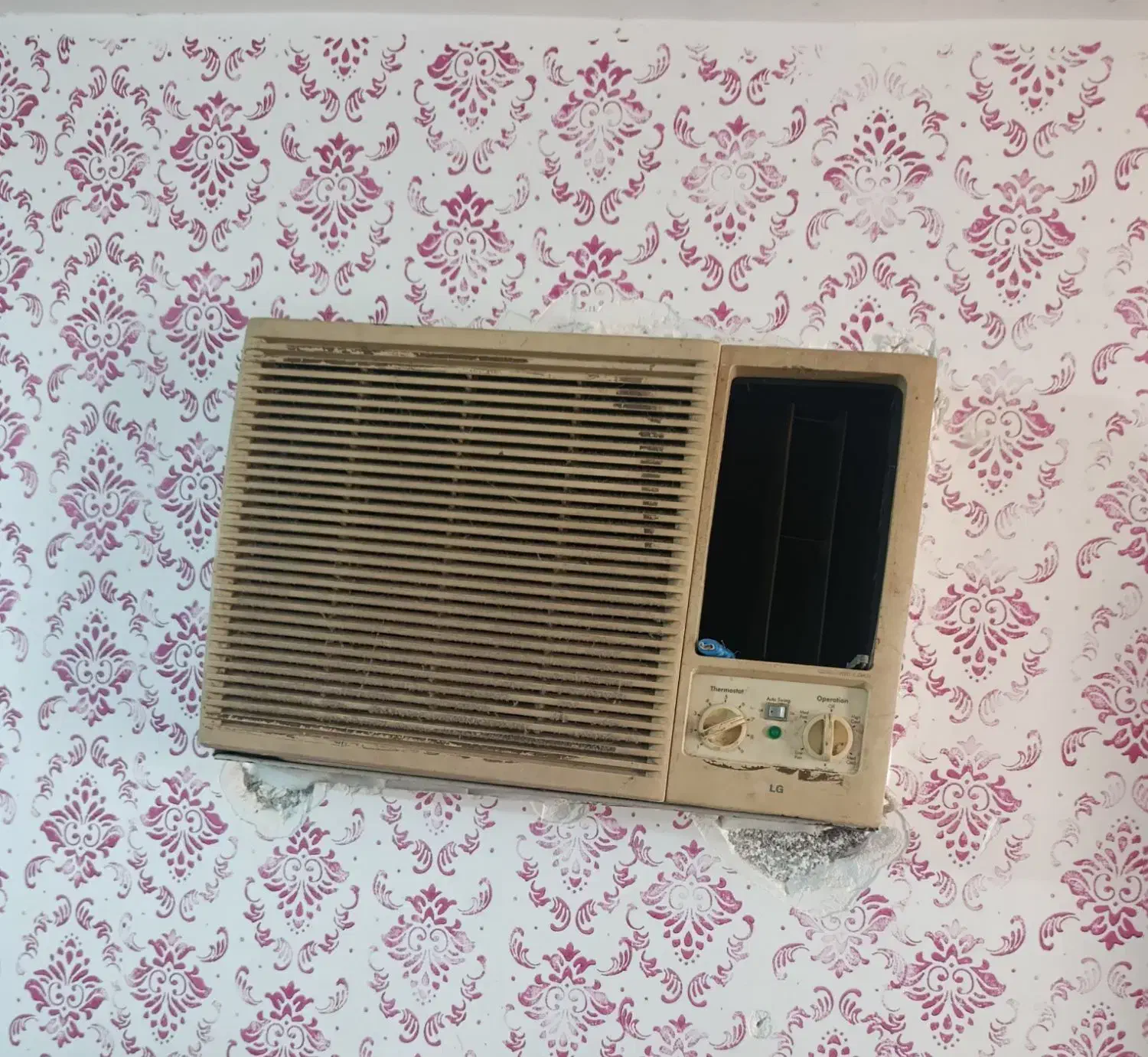 کولر کاملا سالم|کولر گازی و فن‌کوئل|چاف و چمخاله, |دیوار