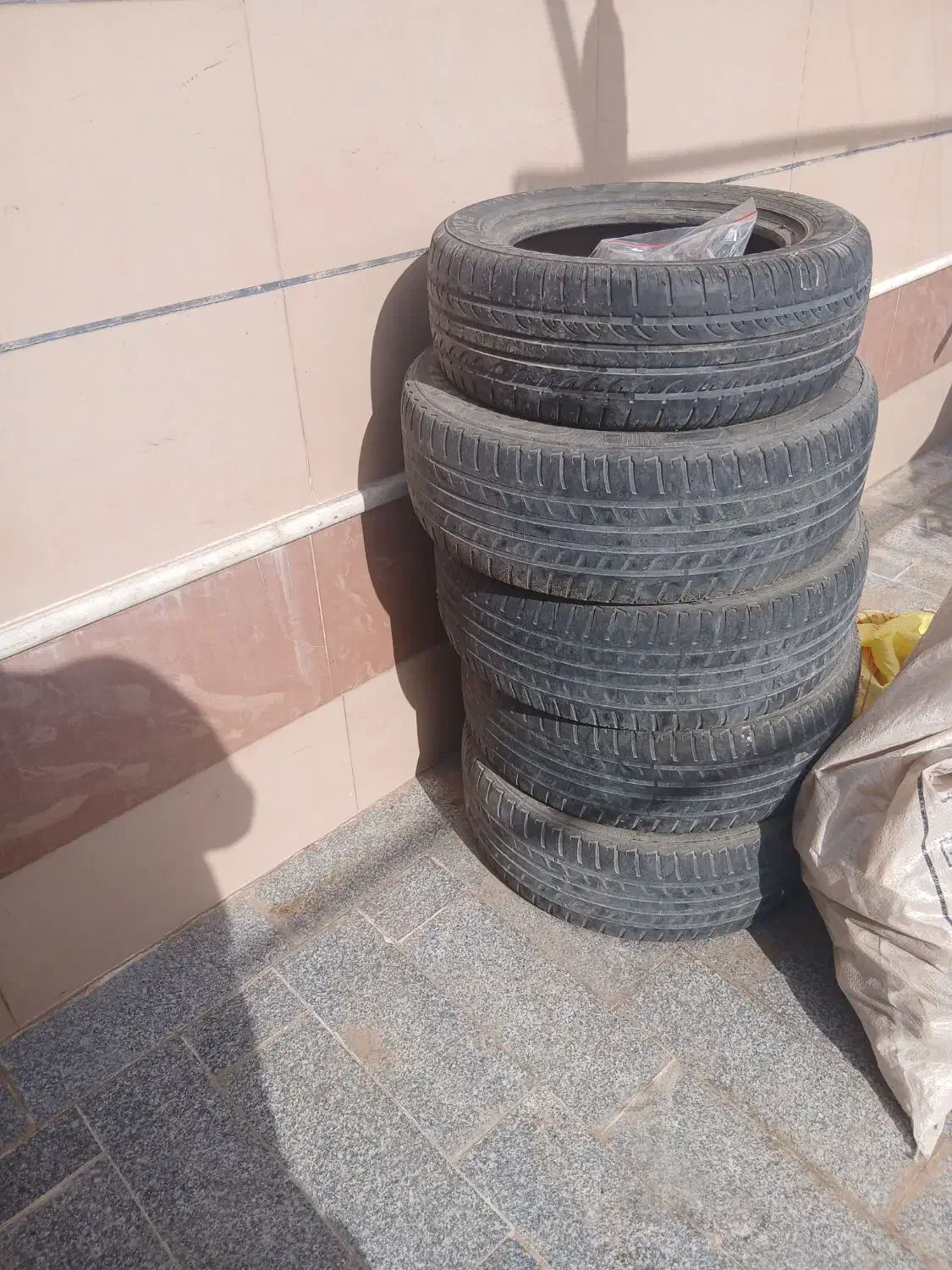 لاستیک پژو۴۰۵|قطعات یدکی و لوازم جانبی|خوسف, |دیوار