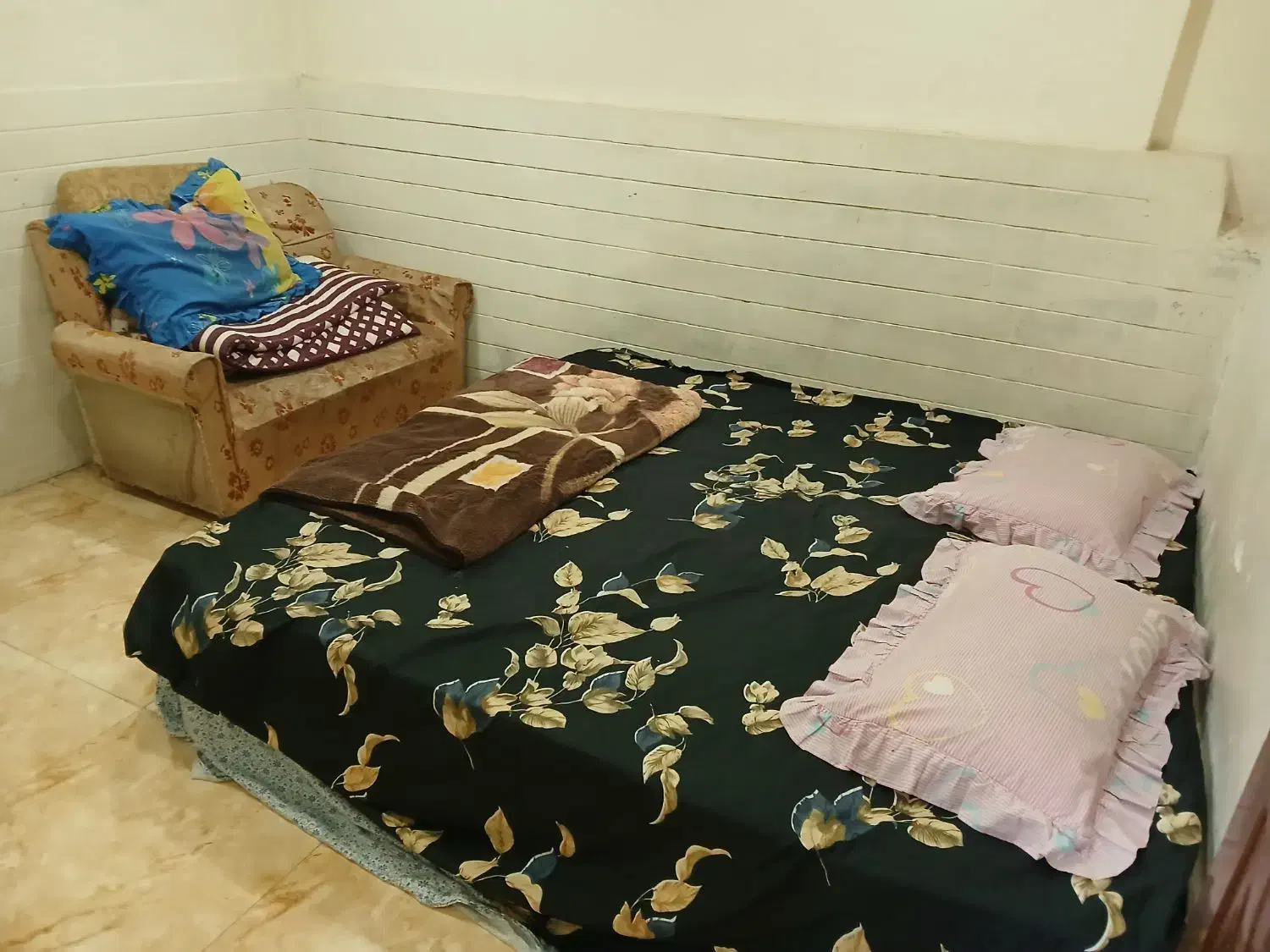 سوئیت اجاره ای شیک در قلب رشت ا|اجارهٔ کوتاه‌مدت آپارتمان و سوئیت|رشت, قاسمیه|دیوار