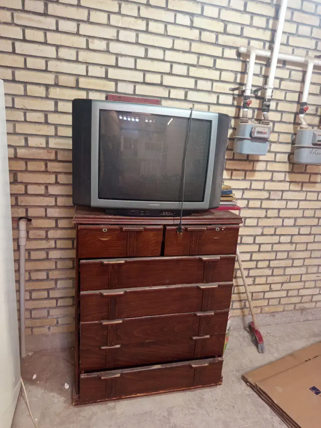 دارو چوبی وتلویزیون|جاکفشی، کمد، دراور|بندر ماهشهر, |دیوار