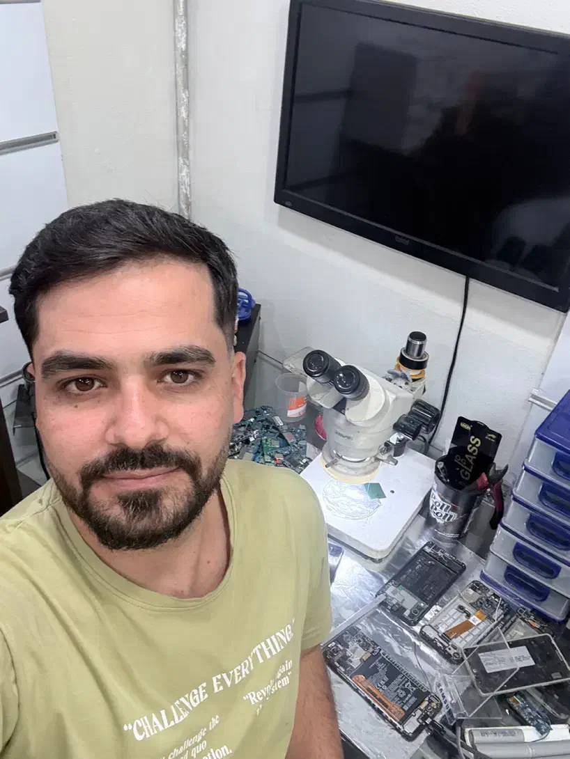 تعویض ال سی دی و تعمیرات سیار موبایل در محل|خدمات رایانه‌ای و موبایل|تهران, امام حسین|دیوار