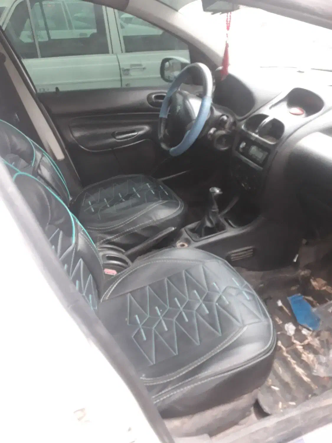 پژو ۲۰۶|خودرو سواری و وانت|ملایر, |دیوار