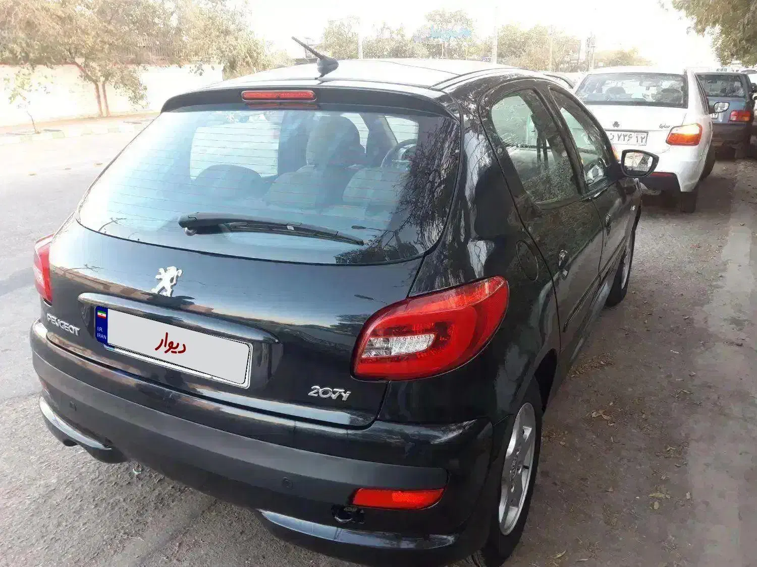 207پانا مدل ۴۰۱|خودرو سواری و وانت|مشهد, سجادیه|دیوار