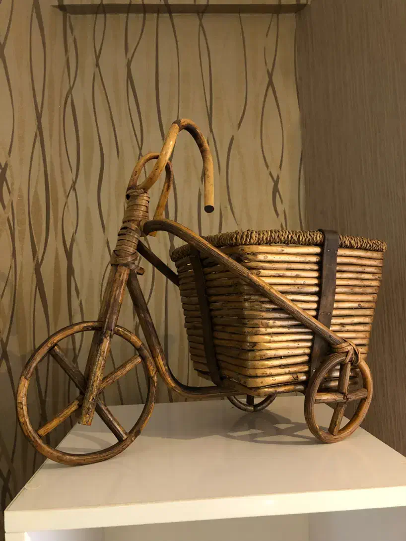 دوچرخه چوبی تزئینی مخصوص گل کاری و دکوری|صنایع دستی و سایر لوازم تزئینی|گنبد کاووس, |دیوار