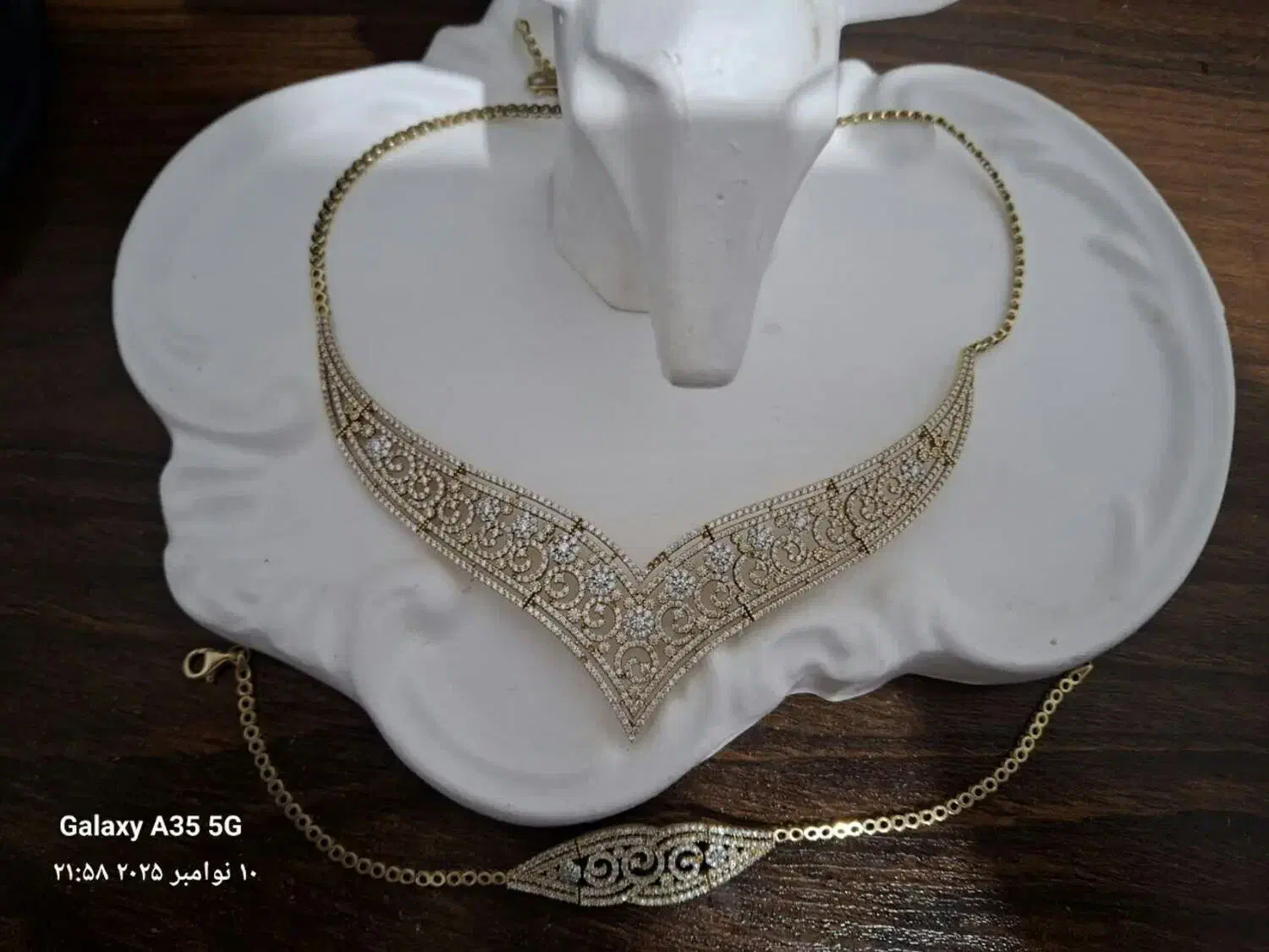 گردن بند و دست بند سرویس|جواهرات|نیشابور, دارایی|دیوار