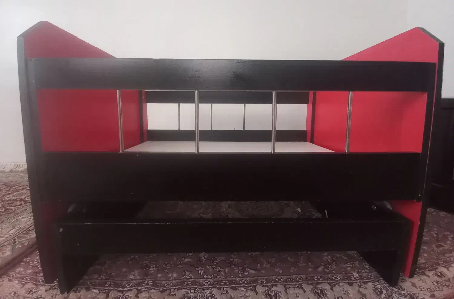 تخت کودک|تخت و صندلی بچه|شوشتر, |دیوار