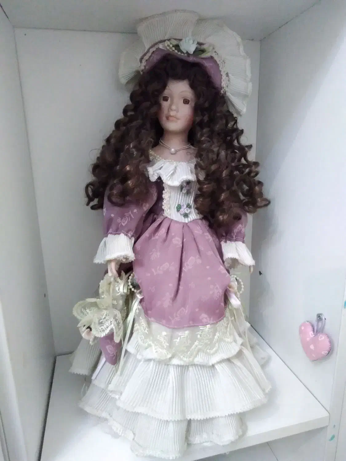 عروسک|مجسمه، تندیس، ماکت|تهران, علم و صنعت|دیوار