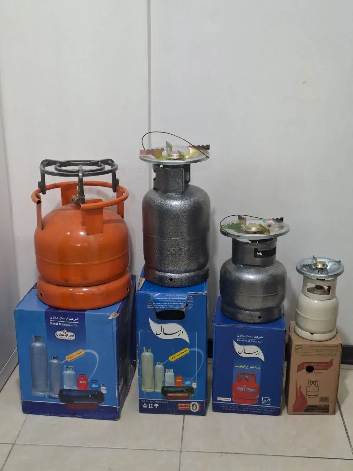 کپسول و پیک نیک|اجاق گاز و لوازم برقی پخت‌وپز|قم, کوه سفید|دیوار