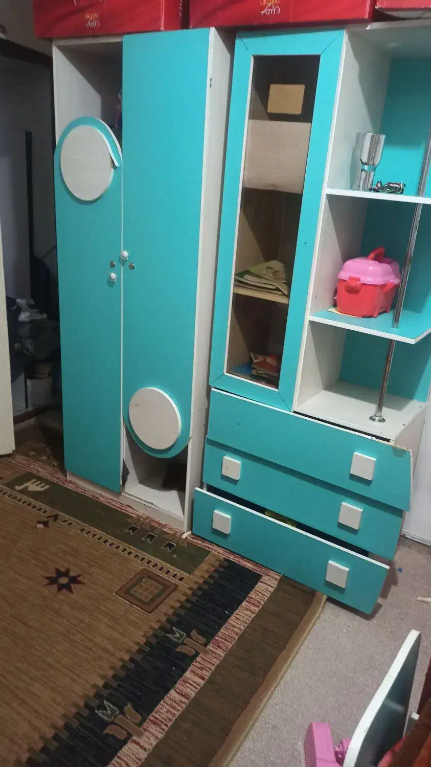 فروش فوری کمد و‌پاتختی|جاکفشی، کمد، دراور|صدرا-فارس, فاز ۱|دیوار