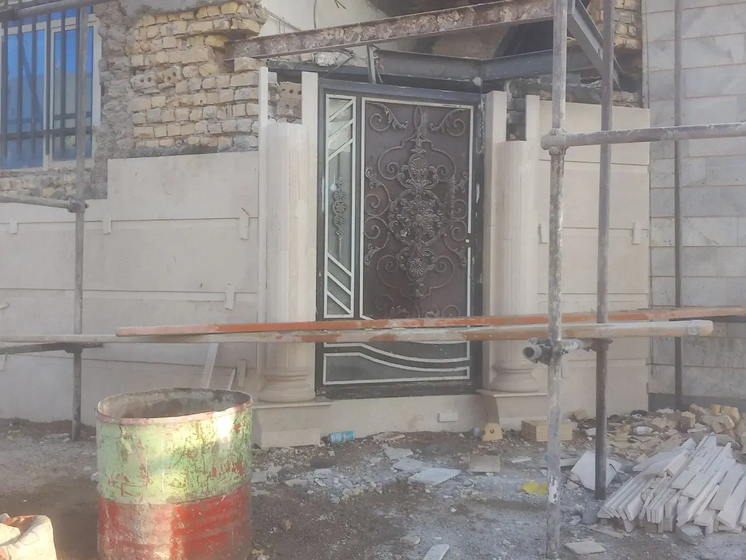 نیازمند شاگرد سنگکار|استخدام معماری، عمران و ساختمانی|دامغان, |دیوار