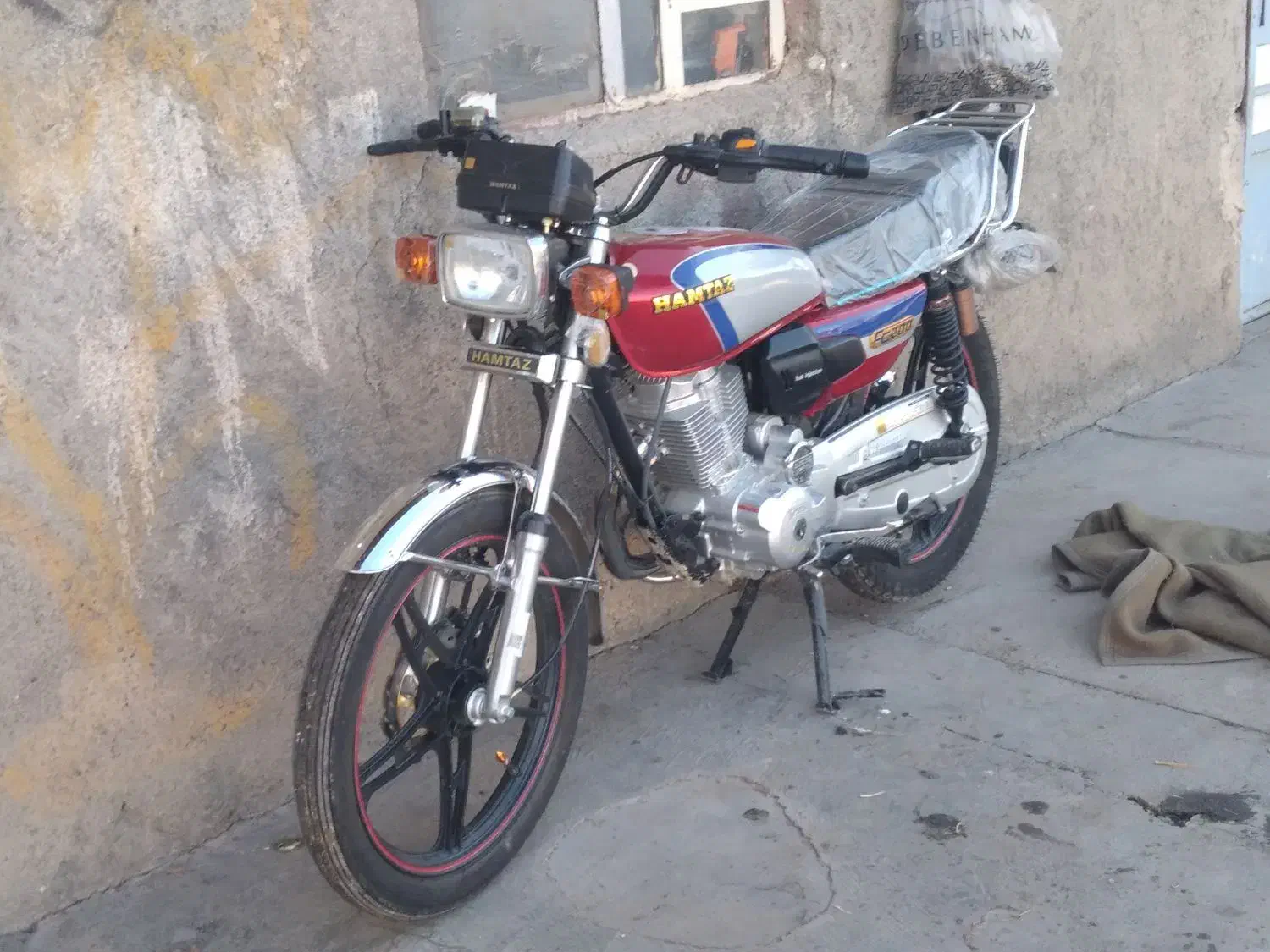 همتاز ۲۰۰|موتورسیکلت|خرمآباد, |دیوار