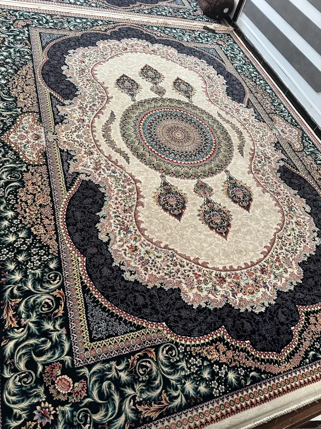 ۲عدد فرش ۱۲متری ۷۰۰شانه|فرش|جوانرود, |دیوار