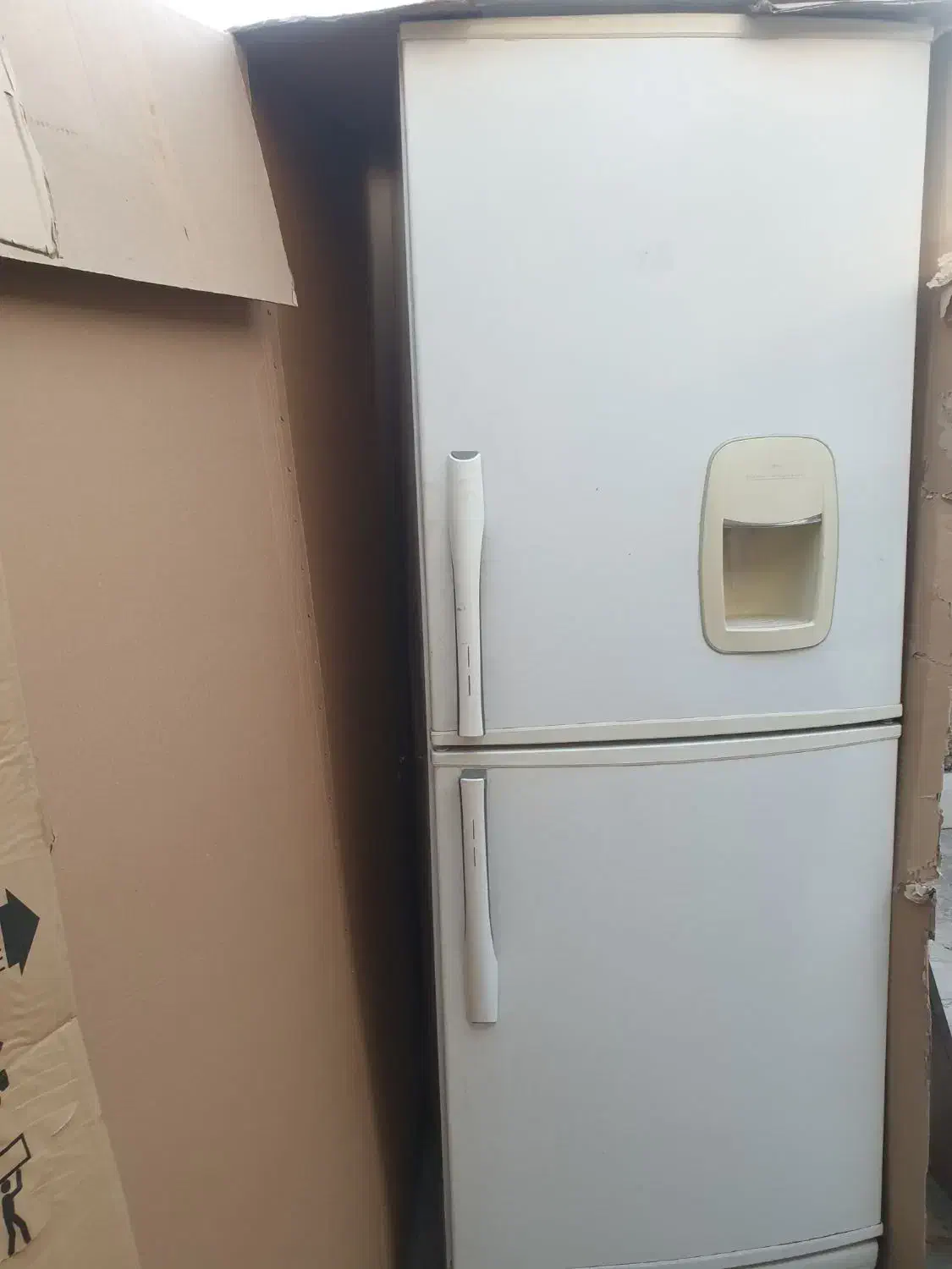 یخچال فریزر سالم و تمیز تازه سرویس شده گاز هم زدم|یخچال و فریزر|محمدشهر, محمدشهر|دیوار