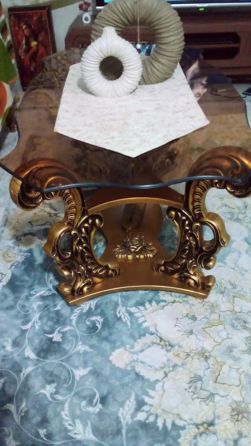 مبل سلطنتی همراه همرا ۲عدد بوفه|مبلمان خانگی و میز عسلی|اندیشه, شهرک مریم|دیوار