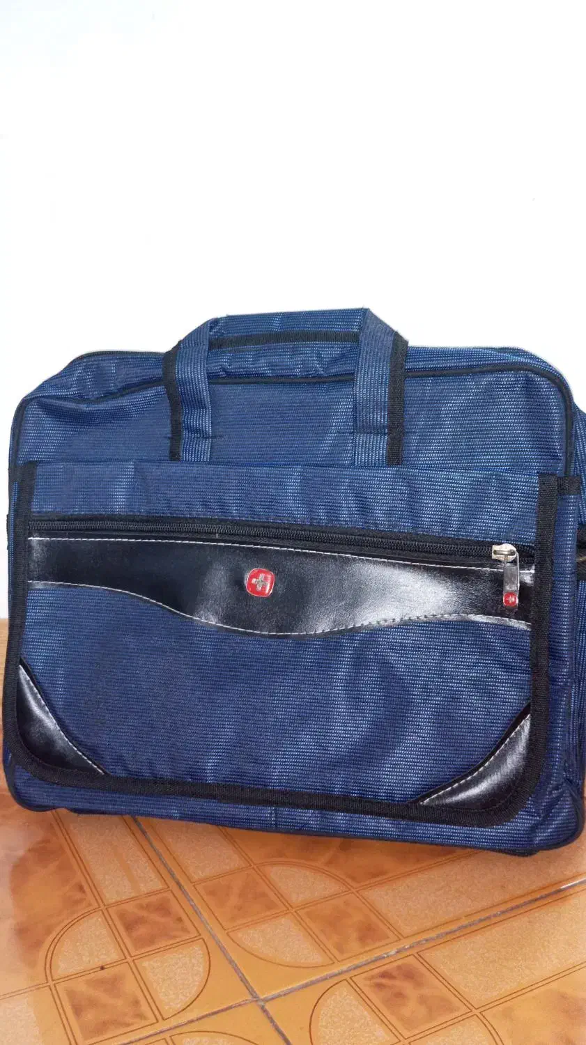 کیف لپ تاپ|کیف، کفش، کمربند|صومعه‌سرا, |دیوار