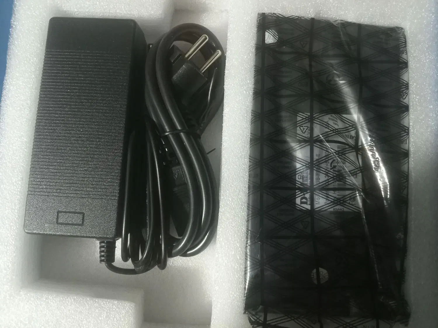 سوئیچ دلینک ۱۰ پورت|مودم و تجهیزات شبکه|تهران, جنت‌آباد شمالی|دیوار