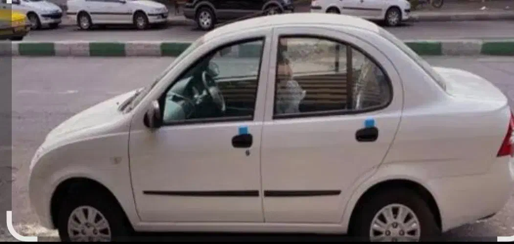 تیبا ۱ مدل ۴۰۰ خشک واقعی|خودرو سواری و وانت|کرمانشاه, |دیوار