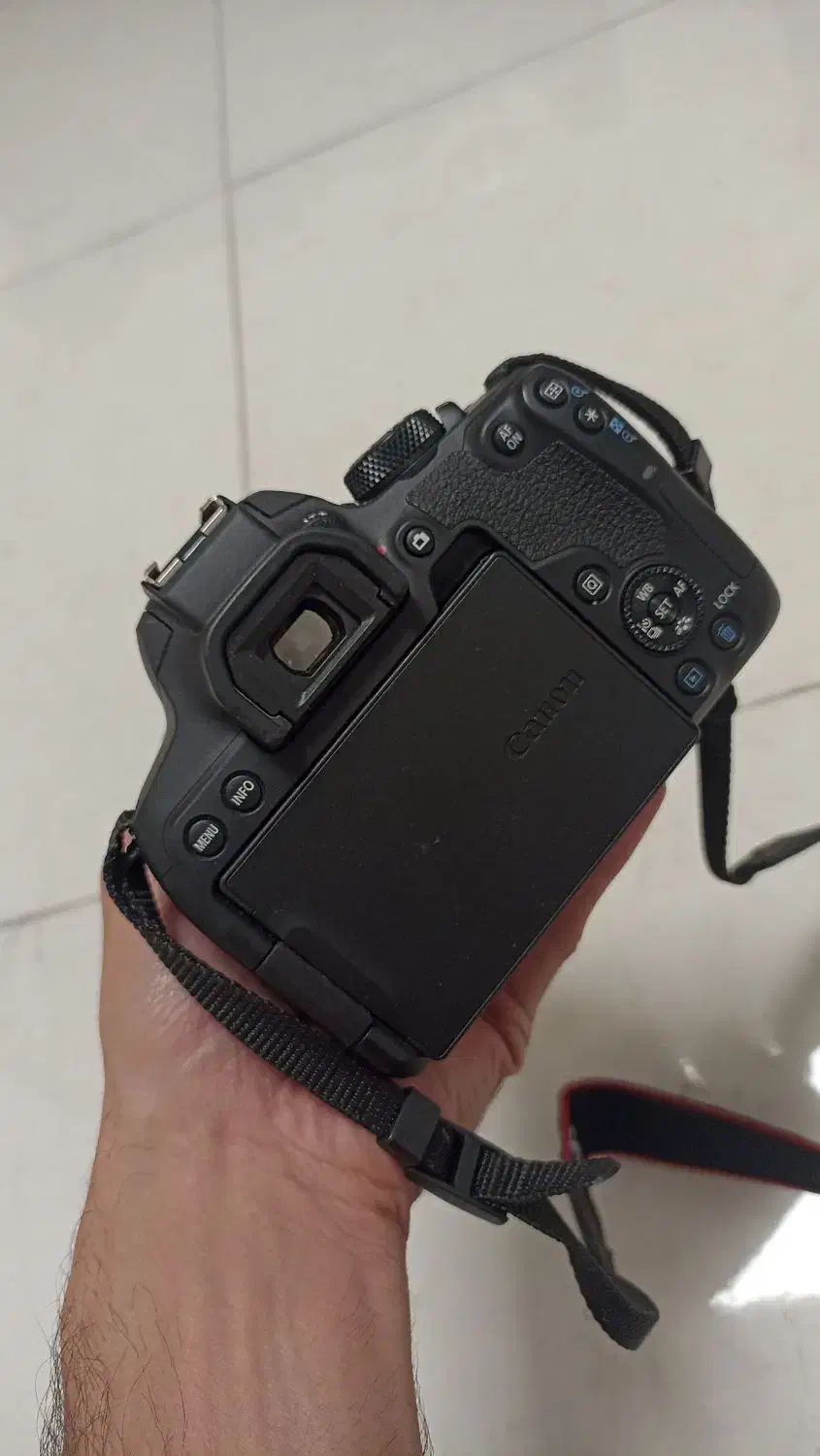 دوربین کنون 850d|دوربین عکاسی و فیلم‌برداری|شیراز, فضل‌آباد|دیوار