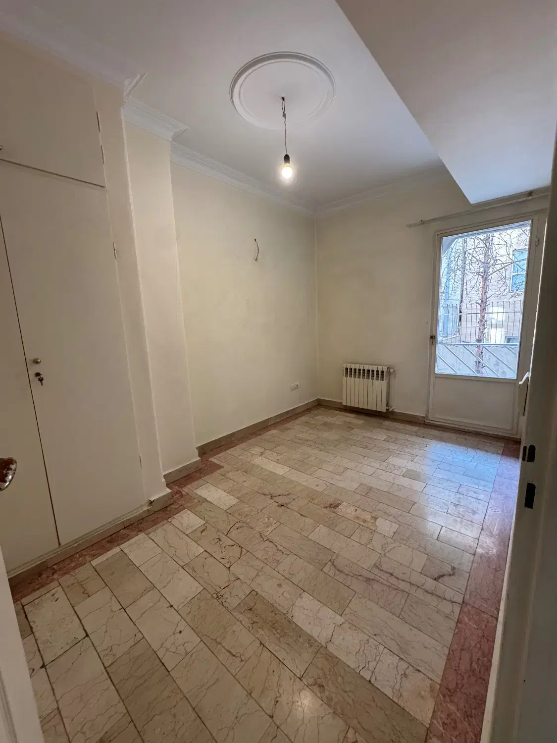 ۱۳۰ متر سه خواب شهرک غرب