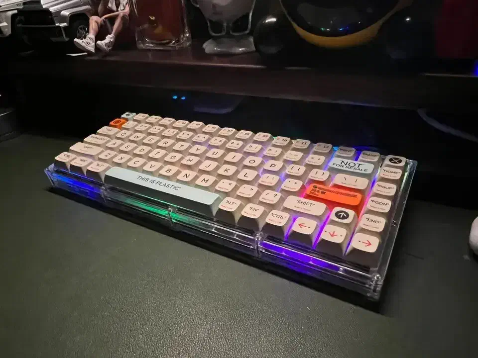 در پوش کلید مکانیکال مدل This is Plastic (کیکپ)|قطعات و لوازم جانبی رایانه|تهران, فلسطین (میدان انقلاب)|دیوار