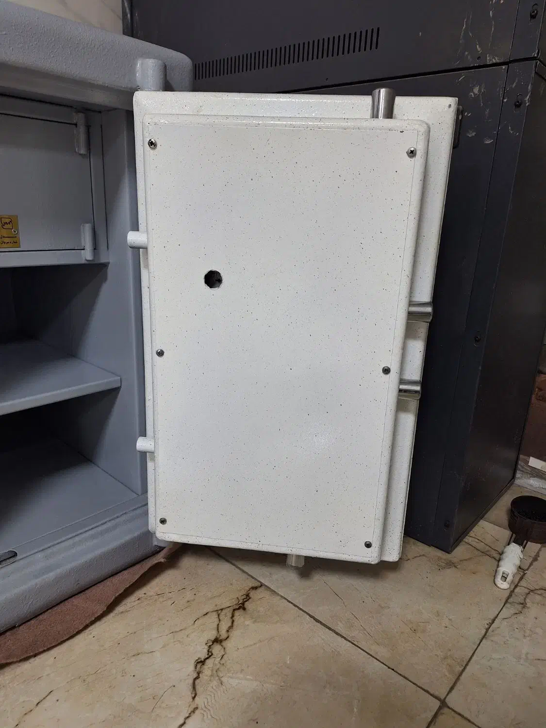 گاوصندوق اصل کاوه مدل 350 kR با رمز تایوانی|ابزارآلات|تهران, شهرک طالقانی|دیوار
