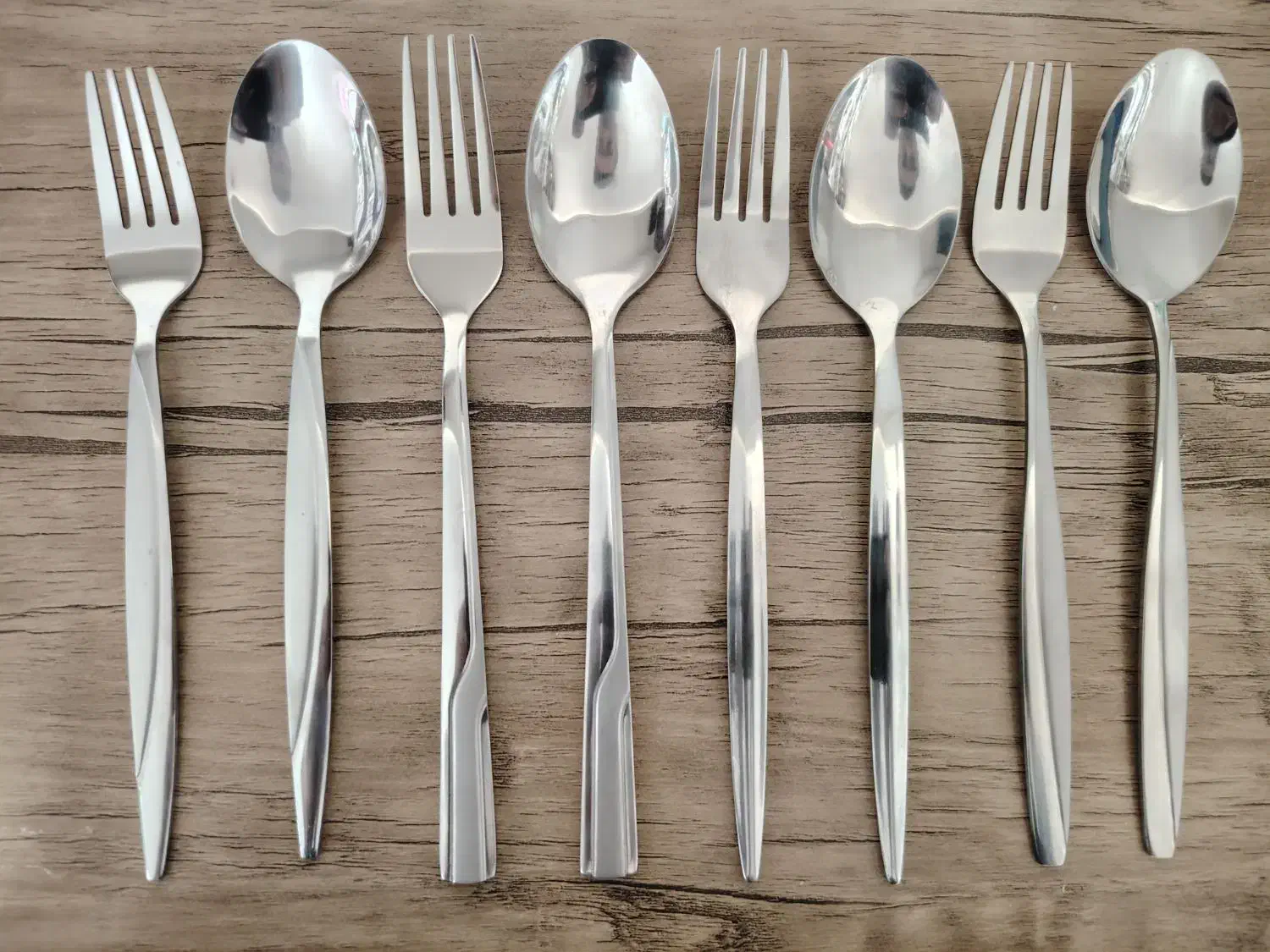 سرویس قاشق وچنگال باکنسول یاچمدان چوبی وفلزی|ظروف سرو و پذیرایی|شیراز, شهرک گلها|دیوار