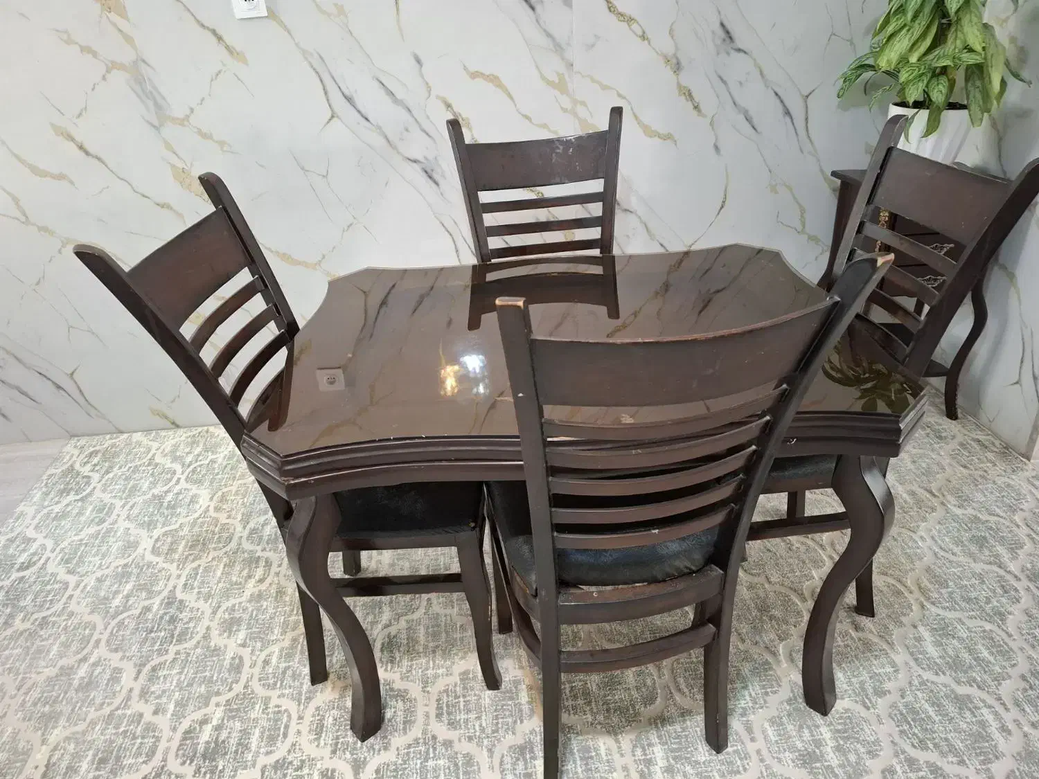 میز نهارخوری ۴ نفره|میز و صندلی غذاخوری|ایوان, |دیوار