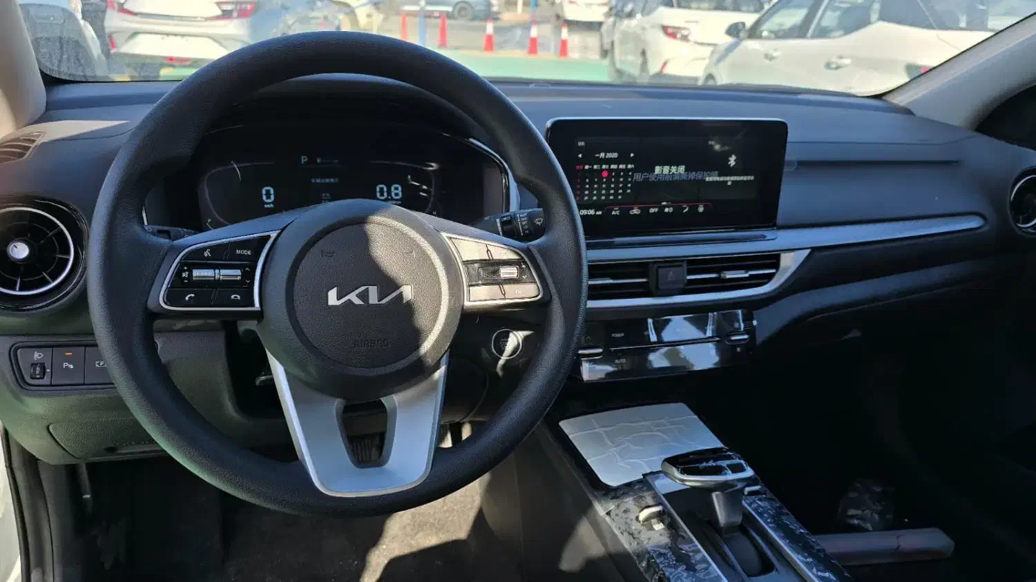 Kia K3 مدل 2025  سفارش مستقیم امارات  55هزار درهم|خودرو سواری و وانت|اهواز, کیانپارس |دیوار