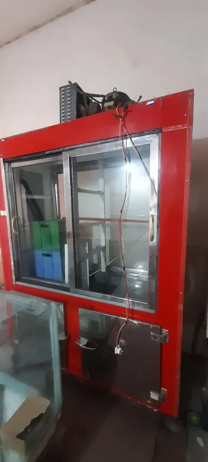 یخچال ویترینی مغازه با موتور بزرگ و فابریک|فروشگاه و مغازه|تبریز, |دیوار