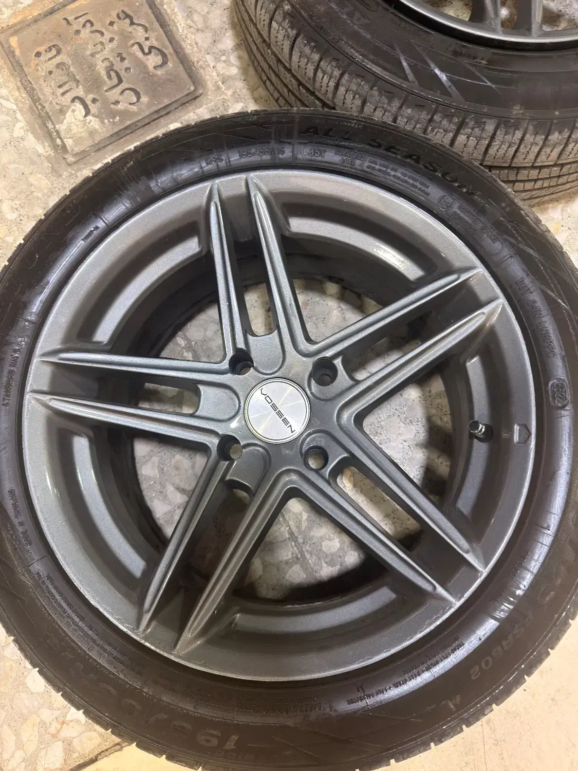 رینگ ووسن با لاستیک در حد|قطعات یدکی و لوازم جانبی|اردبیل, |دیوار