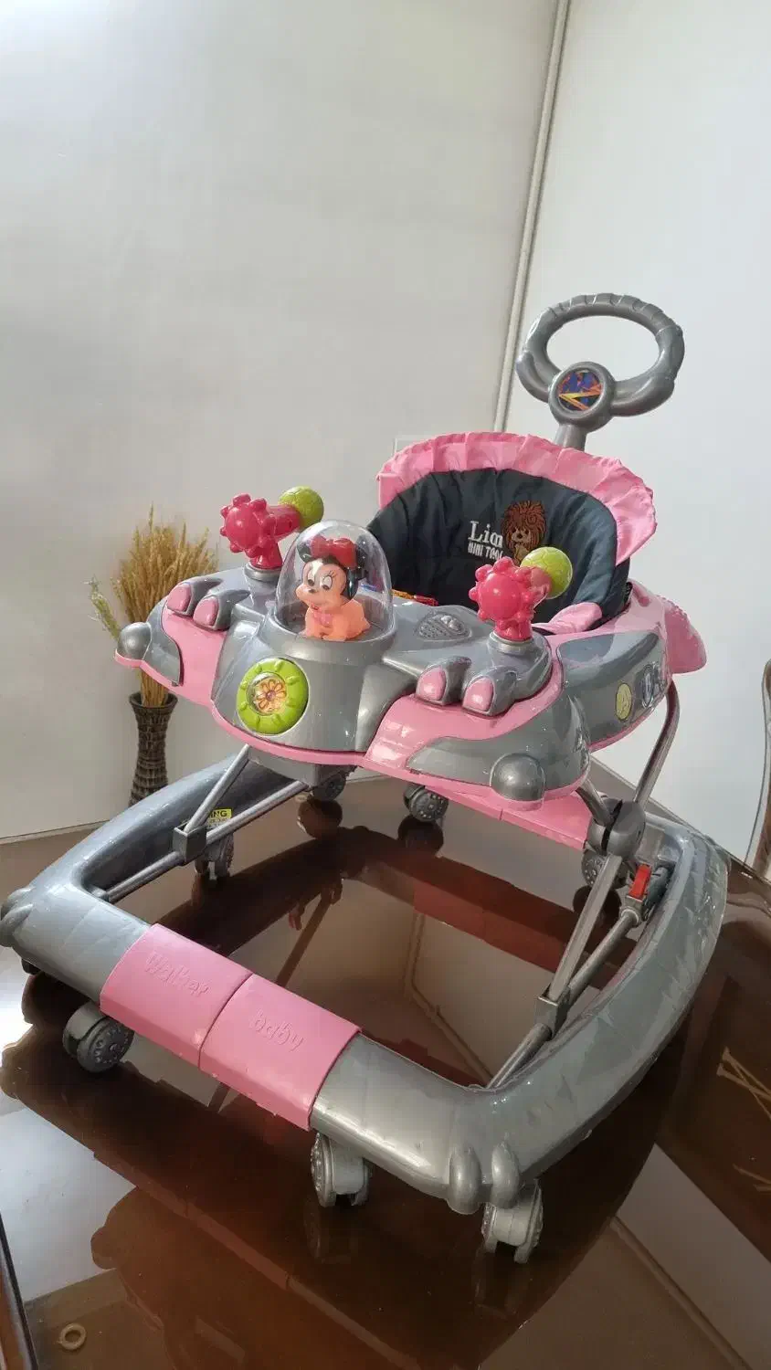 روروئک برند baby walker|کالسکه و لوازم جانبی|نظرآباد, نظرآباد|دیوار
