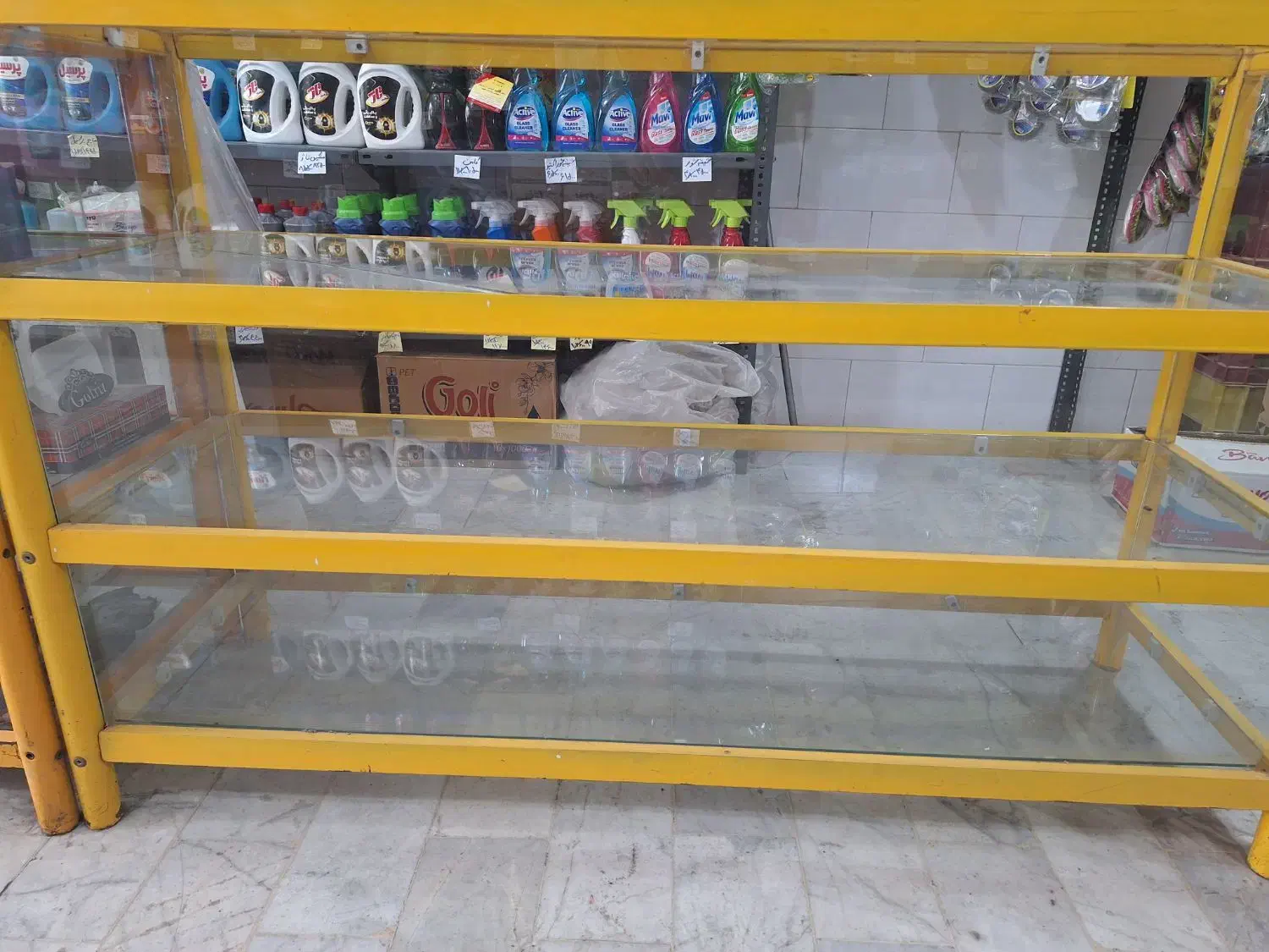 فروش فوری ویترین سالم|فروشگاه و مغازه|کرج, ساسانی (قلمستان)|دیوار