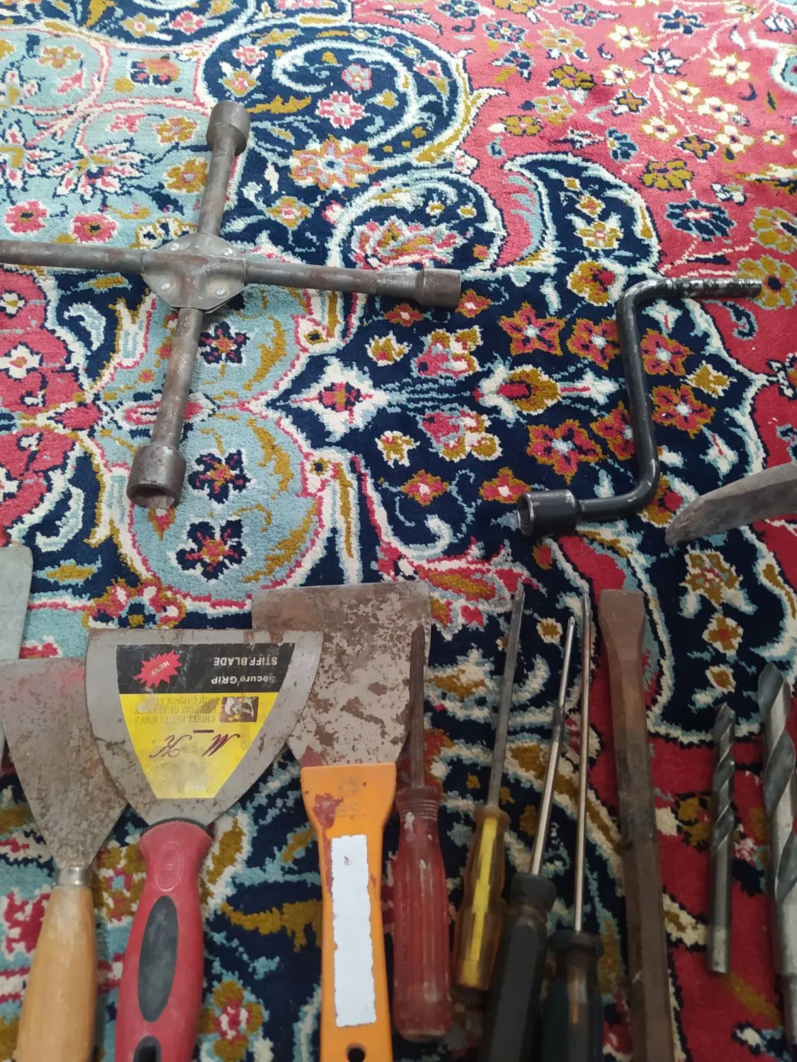 وسایل کار|ابزارآلات|زابل, |دیوار