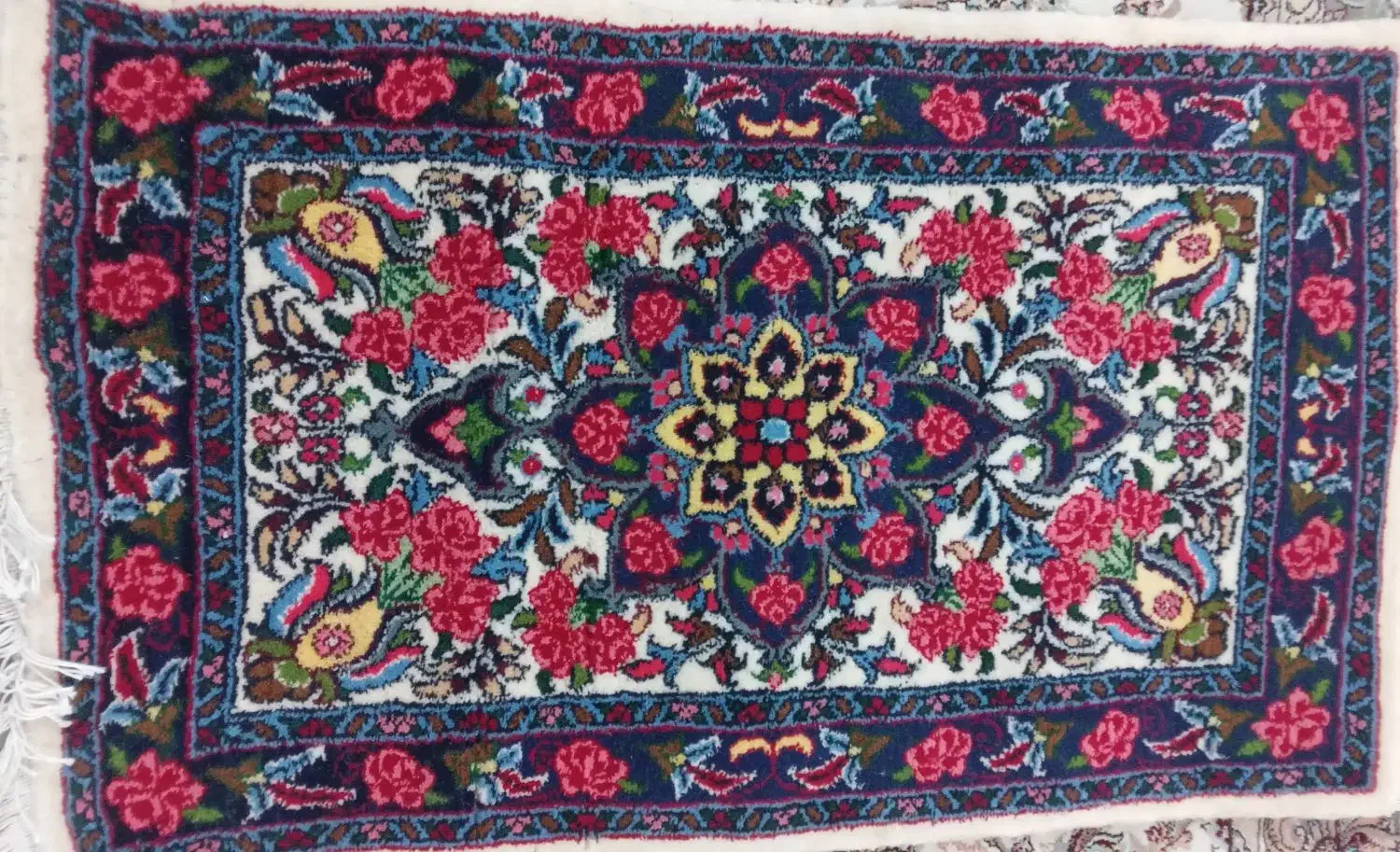 فرش وگلیم دستبافت|فرش|سنندج, |دیوار