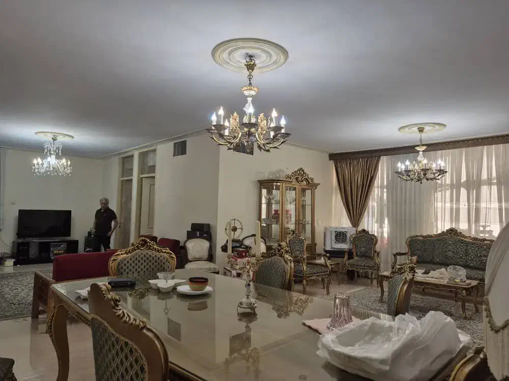 ۱۷۰ متر/ ۳ خواب/ چهارباغ/ ویلایی