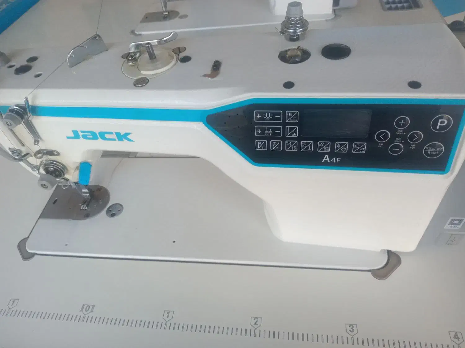 راسته دوز  تمام فول جک سخنگو فارسی و سردوز چهارنخ|چرخ خیاطی و ریسندگی|محمدیه-قزوین, |دیوار