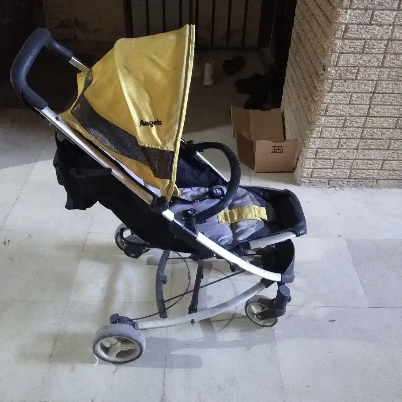 کالسکه آنجل.خارجی|کالسکه و لوازم جانبی|رباط‌کریم, شهرک والفجر|دیوار